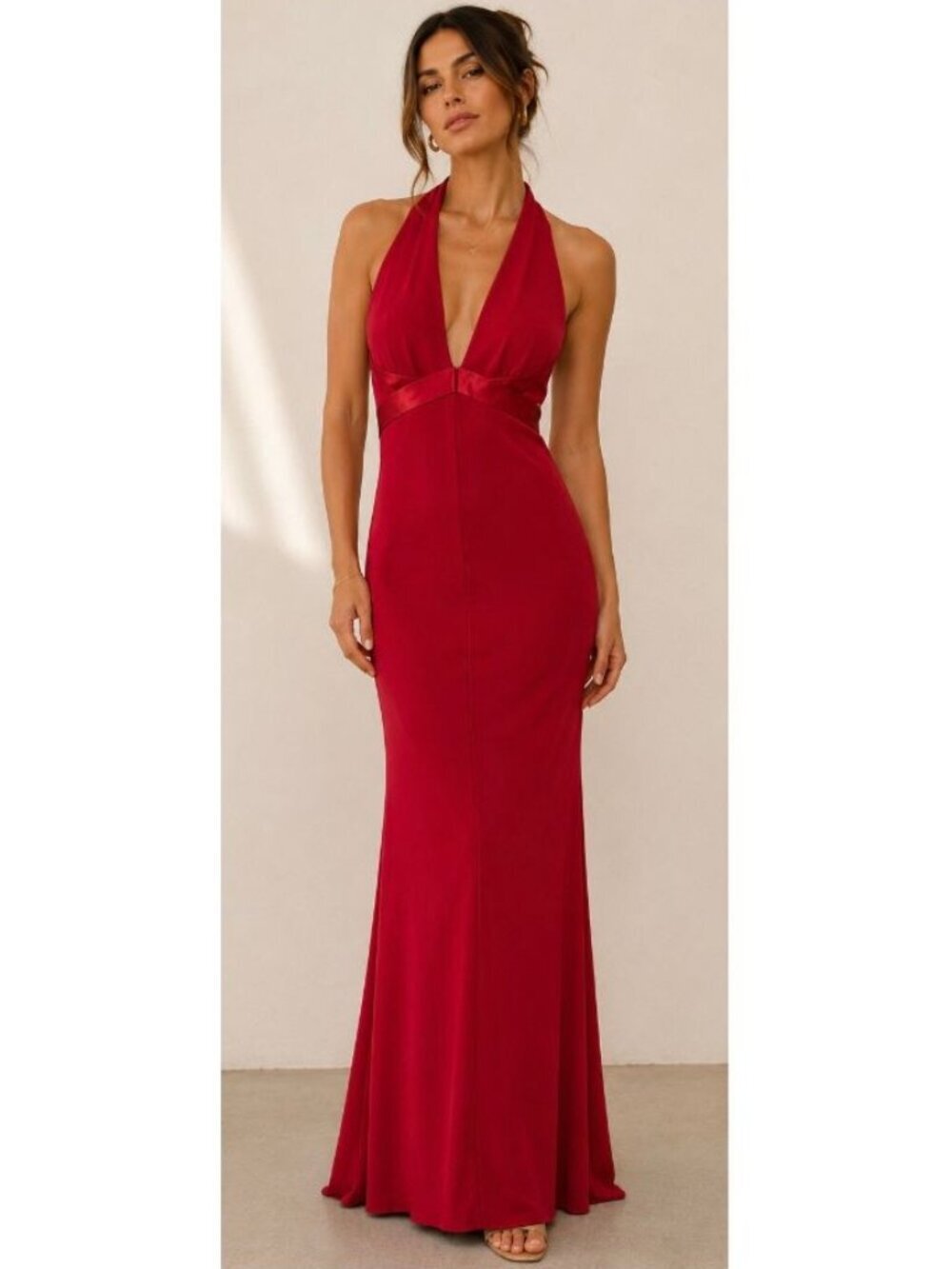 BCBGMAXAZRIA Red Halter Maxi Gown Open Back Stretch Dress Small